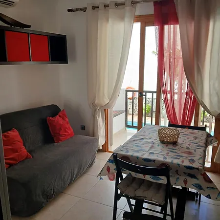 Dona Claudia - 2019-t5513 * San Agustín